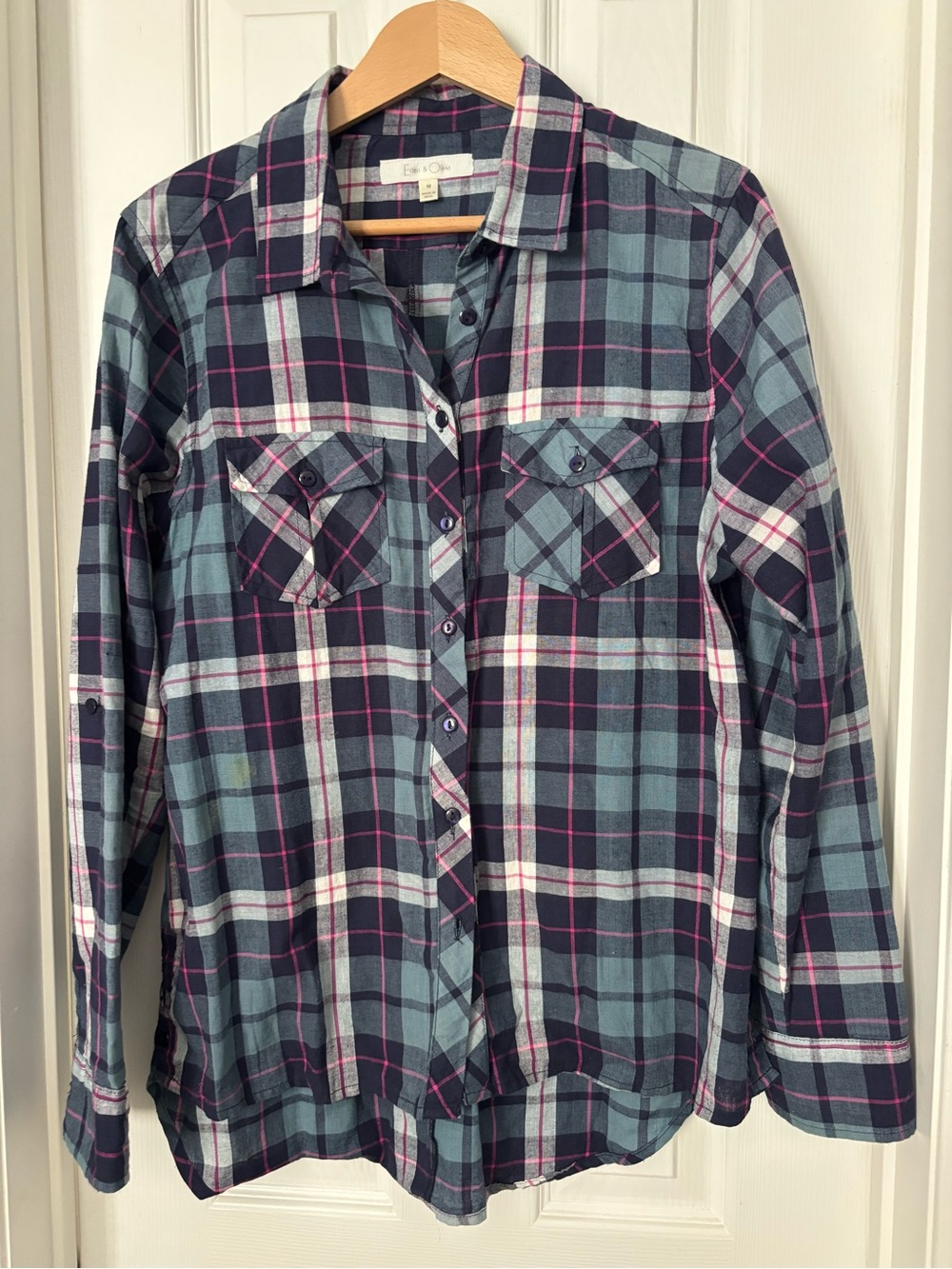 Eden & Olivia Women's Plaid Button-Up Shirt 100 % cotton in Navy & Pink - S